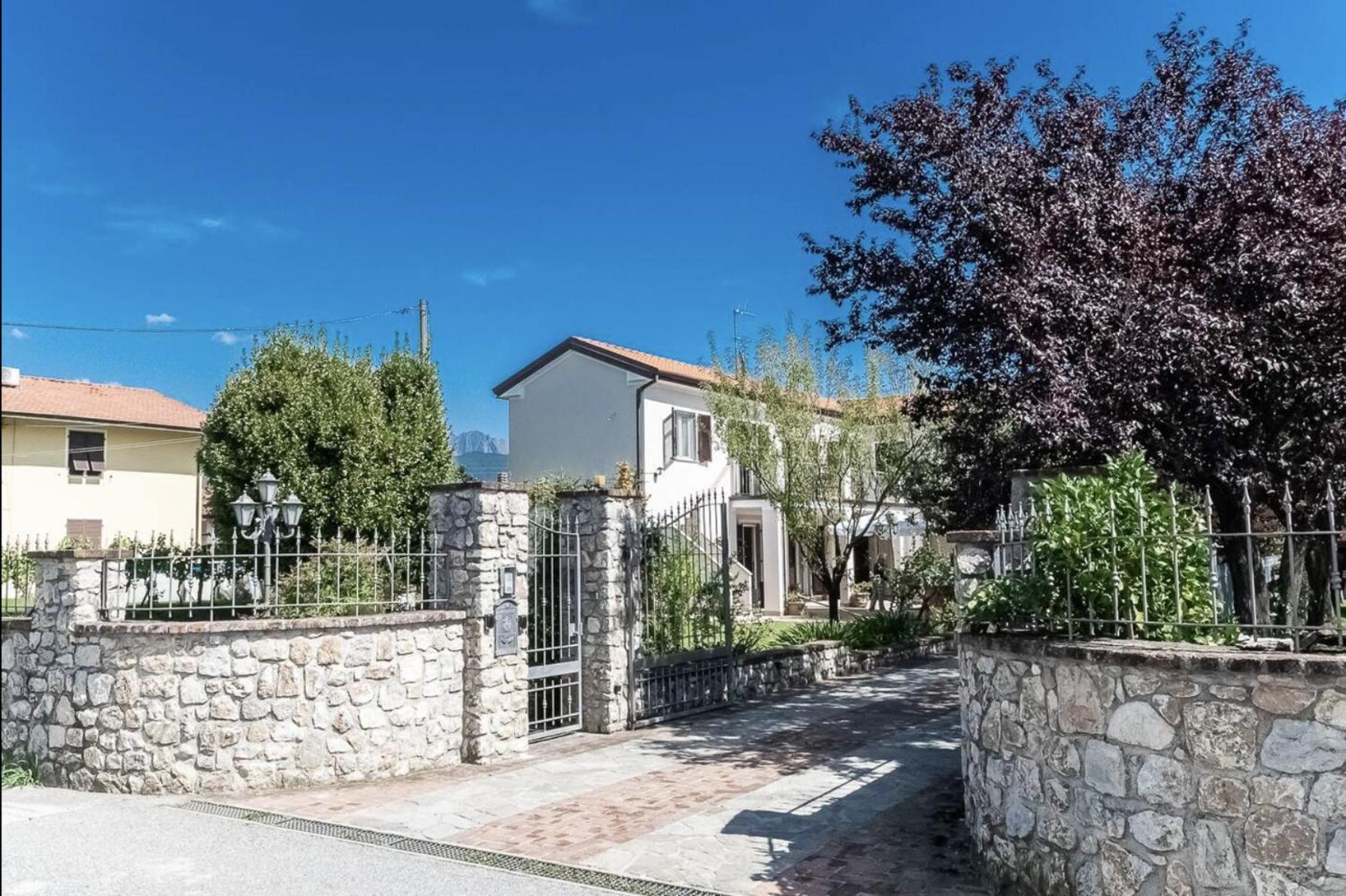 Oasi Di Pace Sarzana Villa Luni Exterior photo